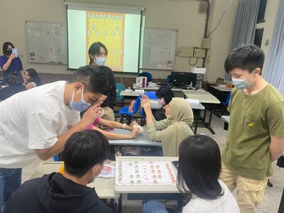 連結到ImgDesc